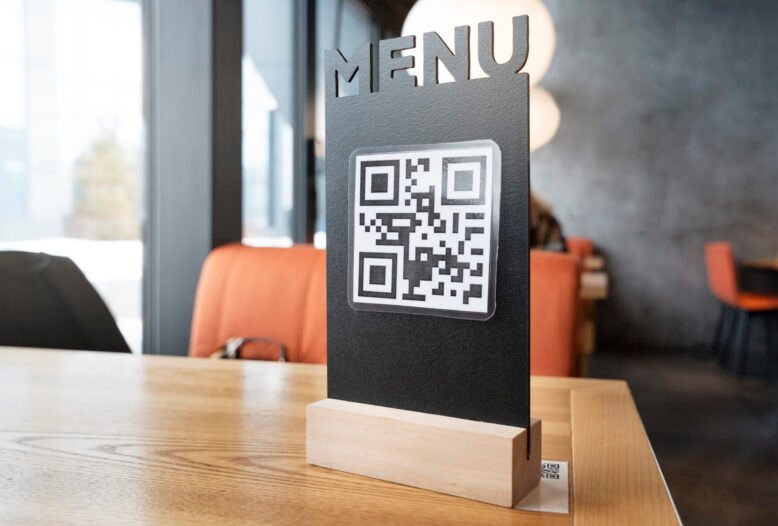 technology-concept-wtih-qr-menu